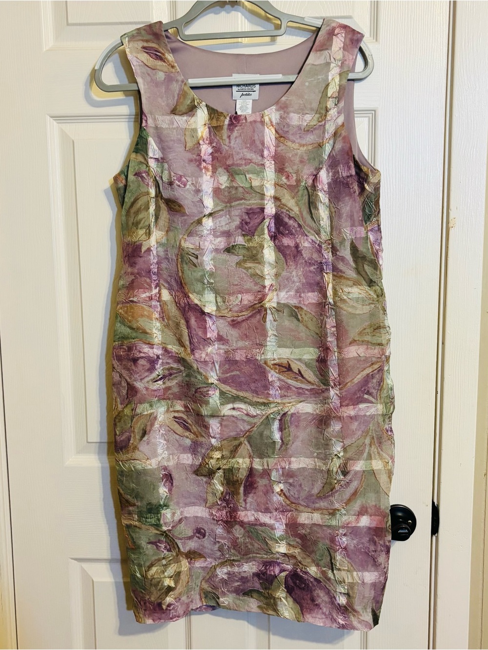 R&M Richards Lavender and Olive Floral Midi Dress Textured Crinkled Lined 12P